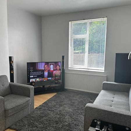 Вилла Experience London With Easy Бромли Экстерьер фото